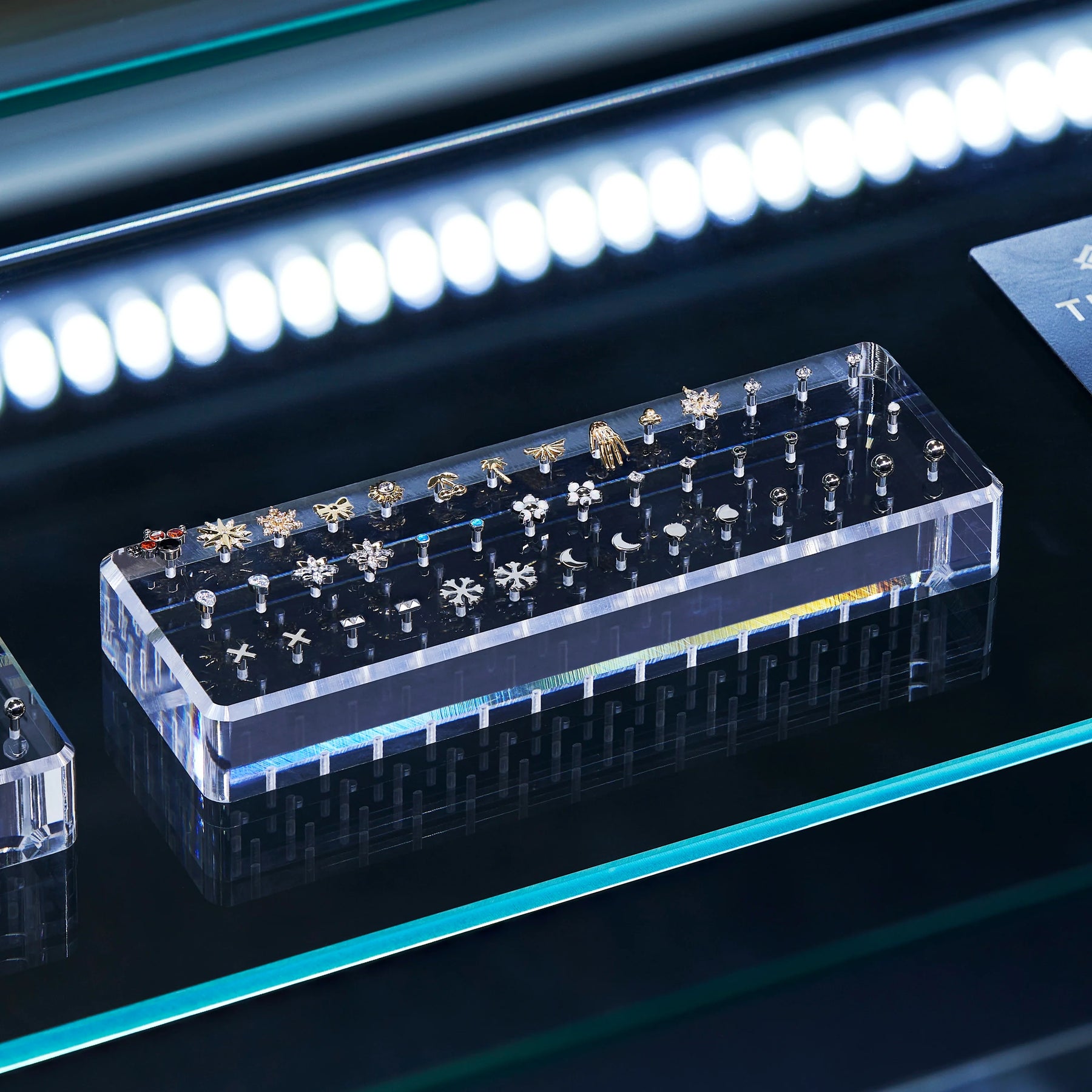 Tilum Universal Jewelry Display Block – Display Block Only – Price Per 1