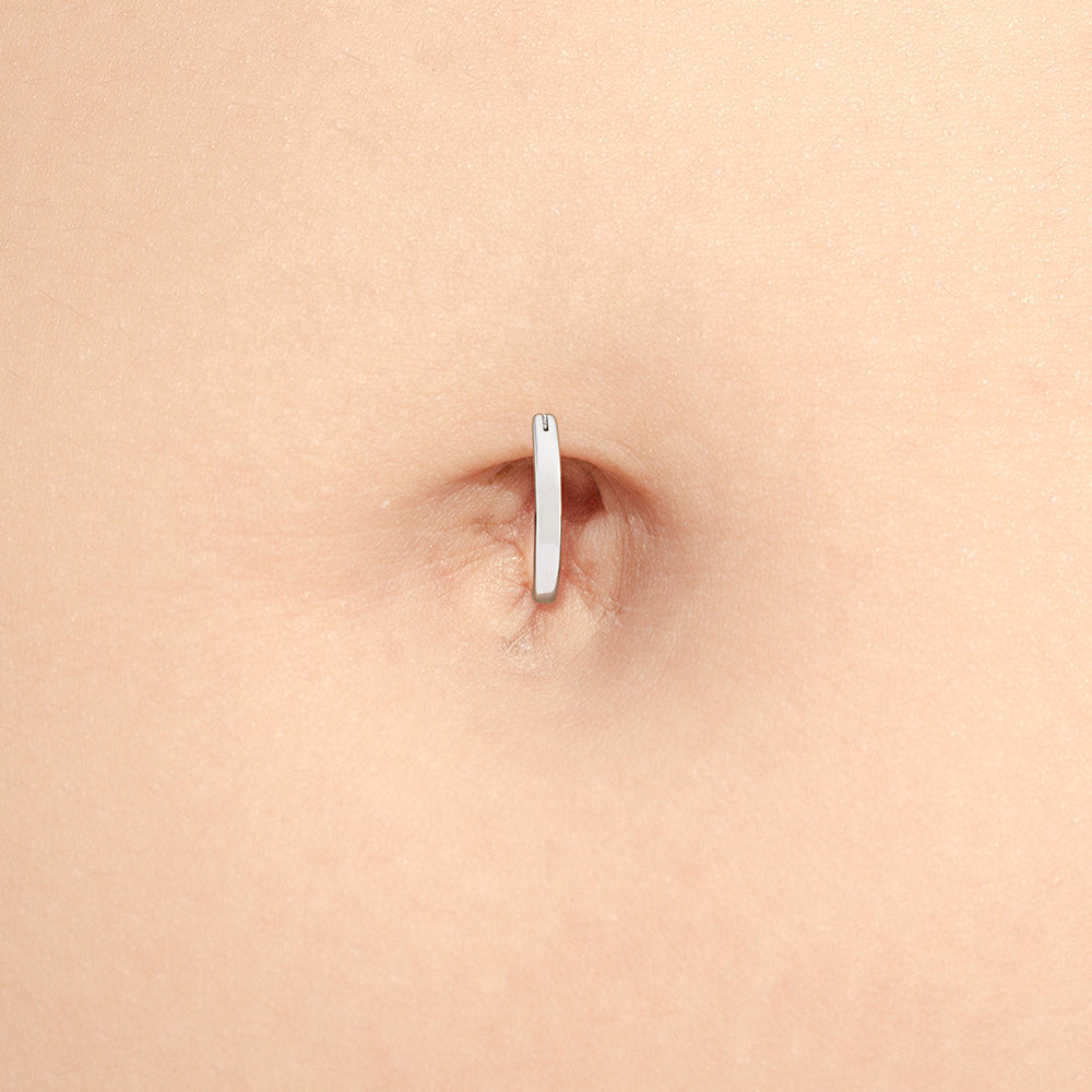 Tilum 14g Titanium Crescent Curve Navel Clicker