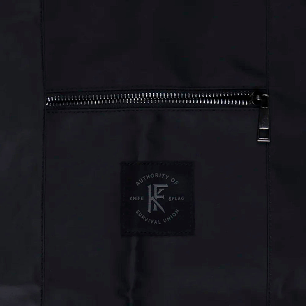 Knife & Flag Non-Porous Split Leg Apron — Black