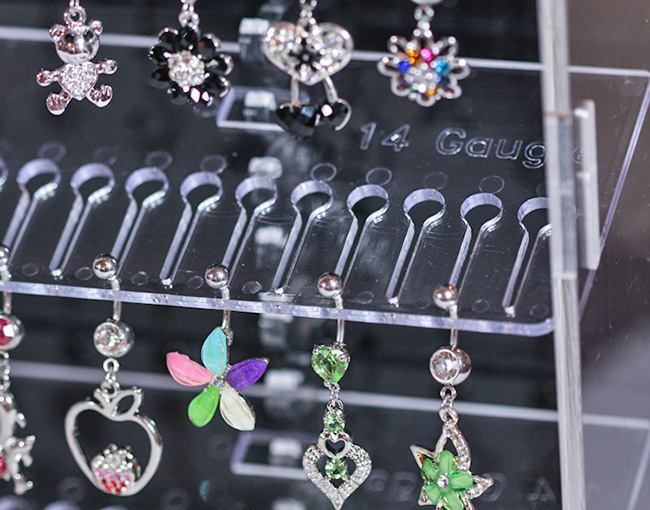 Spinning Jewelry Display - 2 Single Sided Displays with 10 Display Splines