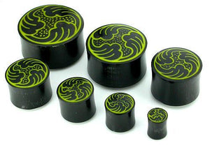 Waves Inlayed on Organic Horn Plug 6g - 1 1/4" - Price Per 1