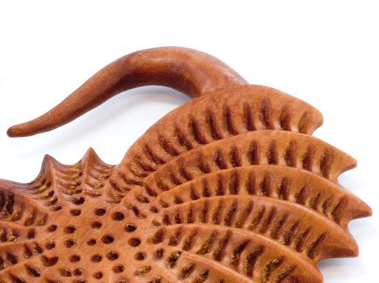 SEA SHELL Red Saba Wood Hanger 3mm-10mm - Price Per 1