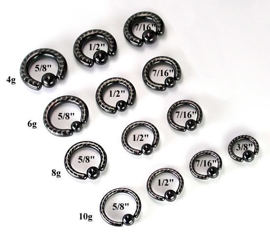 10g-4g Black Titanium-Coated Stainless Steel Captive Ring with Arrows